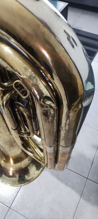 Tuba em Si bemol