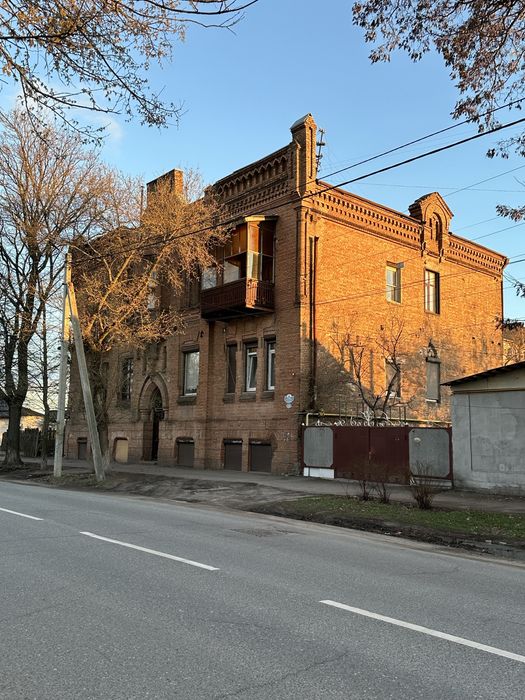 Продажа 3-эт. дома ул.Шевченко.
