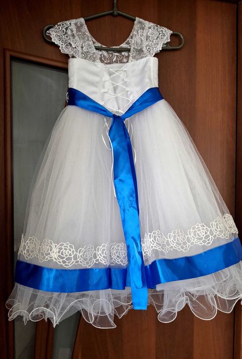 Сукня платье нарядне 2 3 роки 92 98 110 причастя  весна літо лот