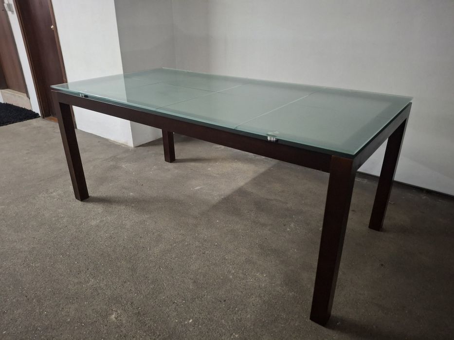 Mesa grande de 8 lugares