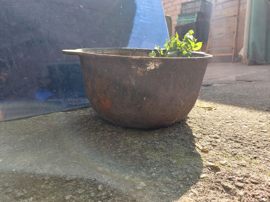 Казан для печи, костра