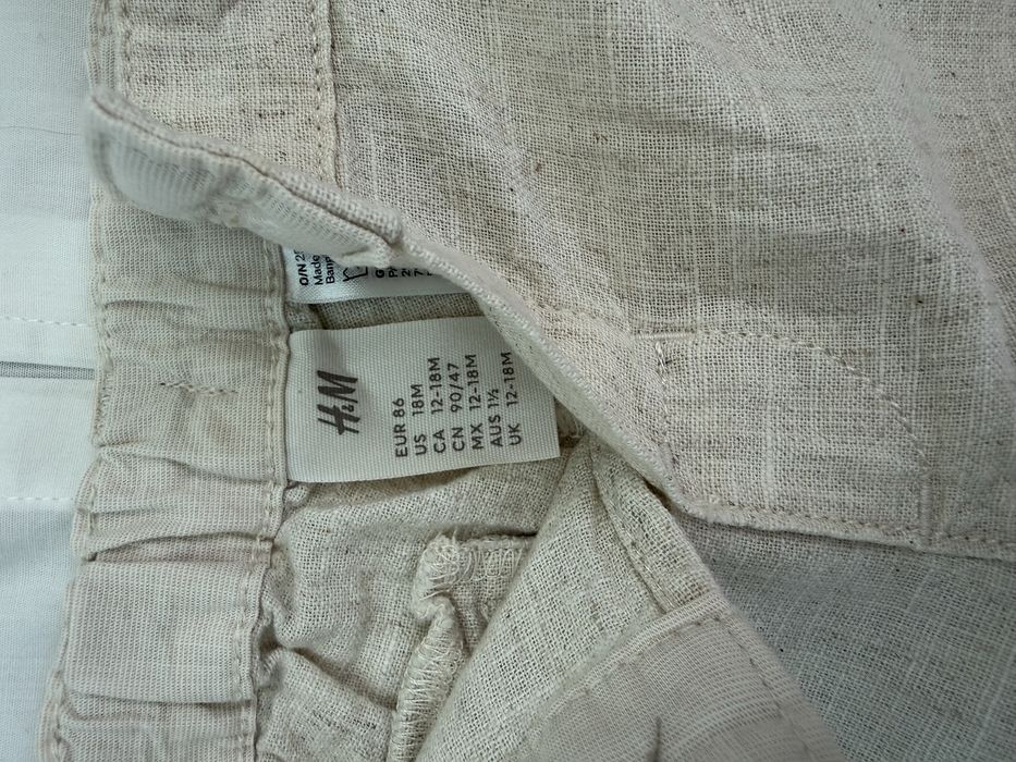 Гарний костюмчик H&M для особливих подій