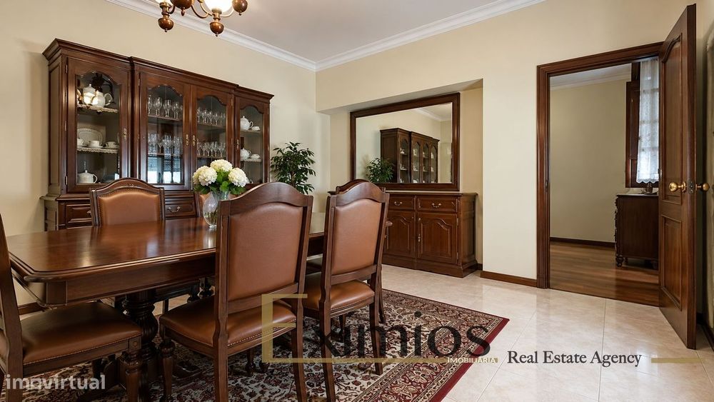 Quinta com 19.600m², situada na Maia