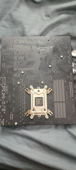 Płyta główna gigabyte GA-990FXA-UD3