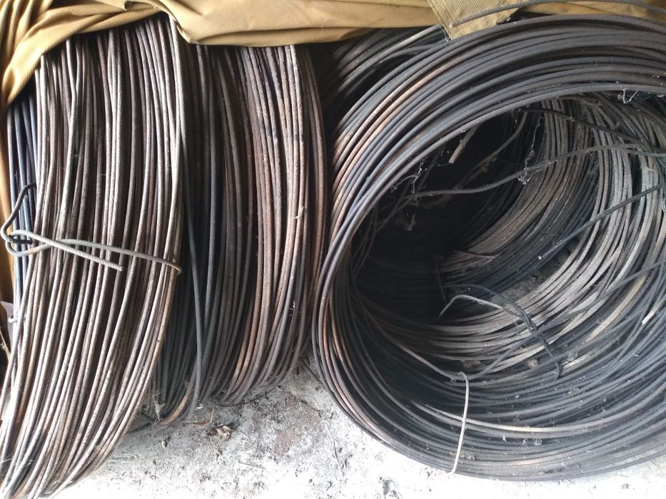 Stal zbrojeniowa w rolkach