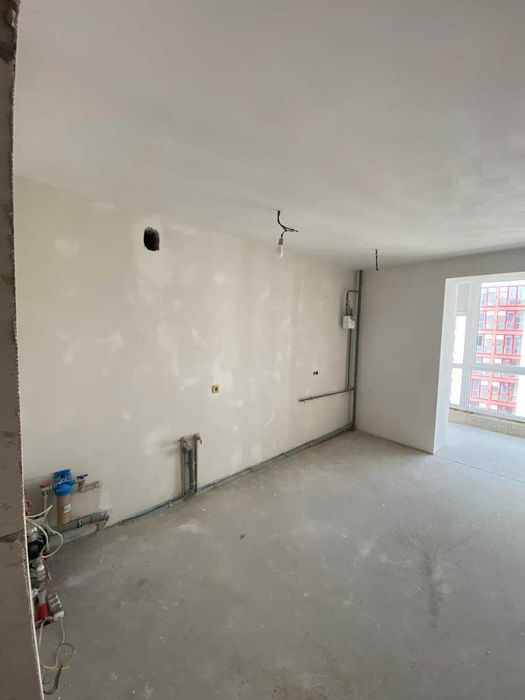 Продається велика 2кв з чорновими роботами в ЖК Містечко Козацеке