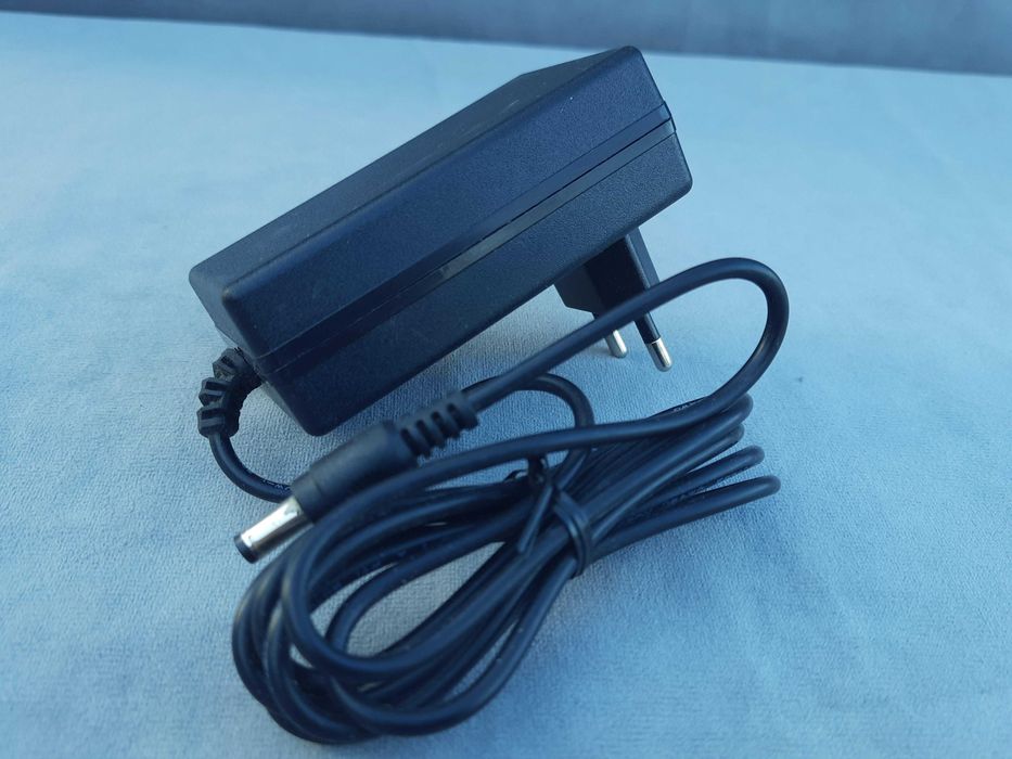 Блок питания  DOMY 5V – 4A для Android TV-box или ТВ-приставки