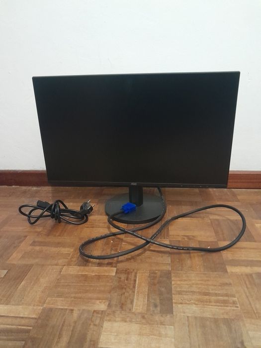 Ecrã de computador Aoc para torre em Santarém