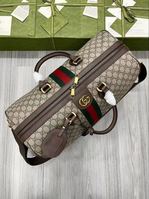 Mala Gucci Savoy Duffle Bag