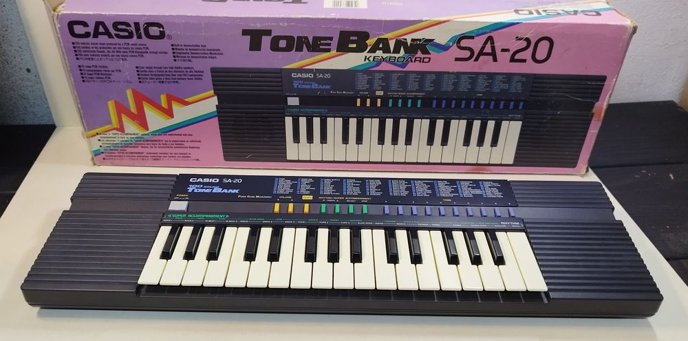 Syntezator CASIO SA-20