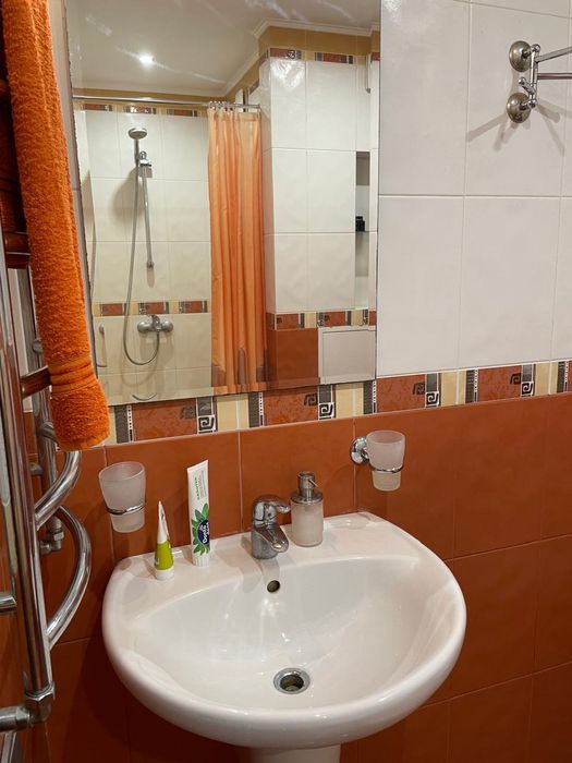 Продаж 3-к кв, ВЛАСНА, 76м2, без посередника.