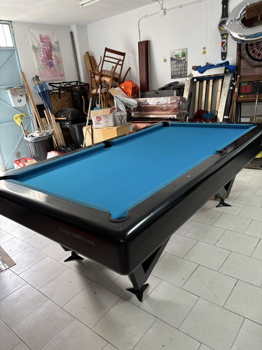 Mesa de pool Portugues em bom estado