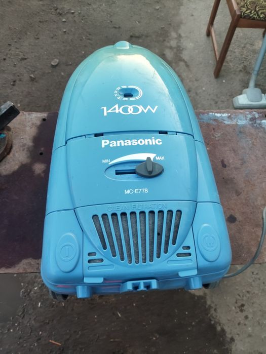 Пылесос panasonic. 1400w