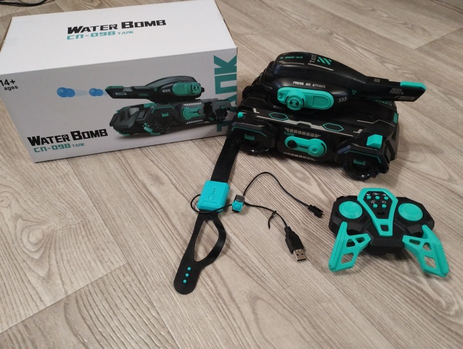 Продам танк на радиоуправлении