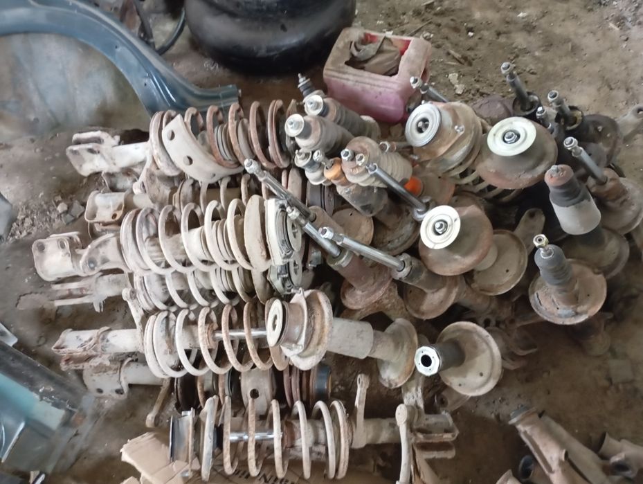 Стойки/Ступиці/Ричаги  ВАЗ 2108/2109/21099/2110/2111/2112/2113/2114