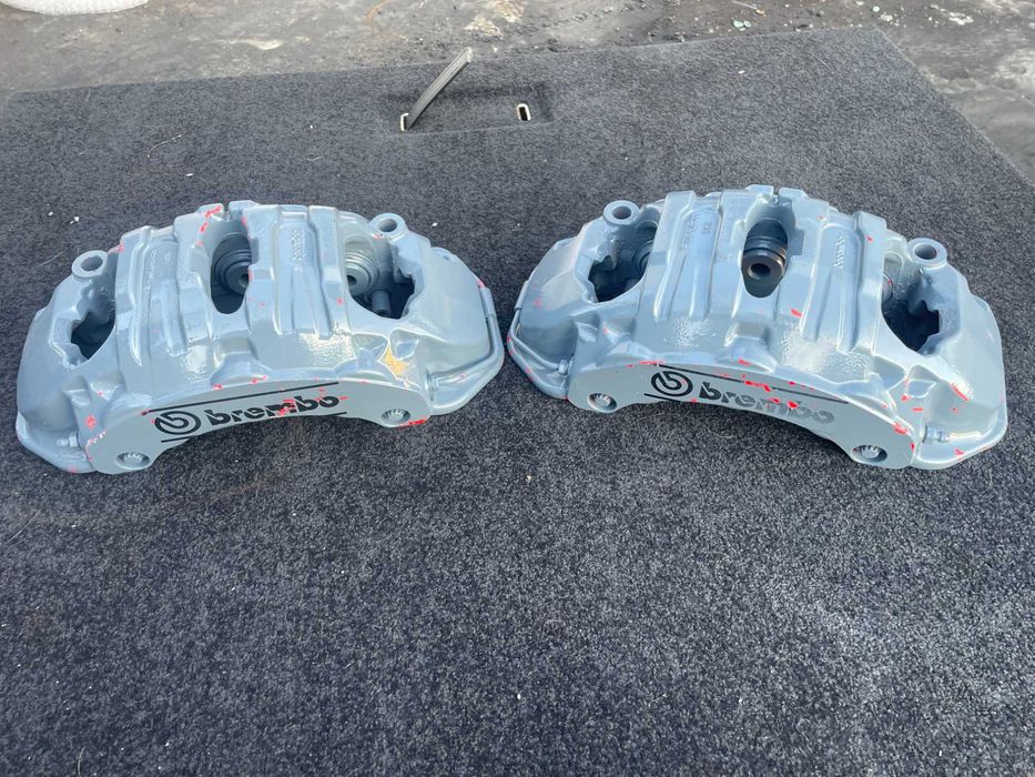 Audi RS4 B9 Komplet przednich zacisków 6-tłoczkowe