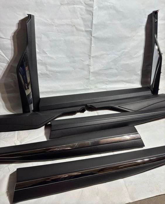 Молдінг дверей накладки Nissan Rogue XTRAIL T33 2020,2021,2022-2025