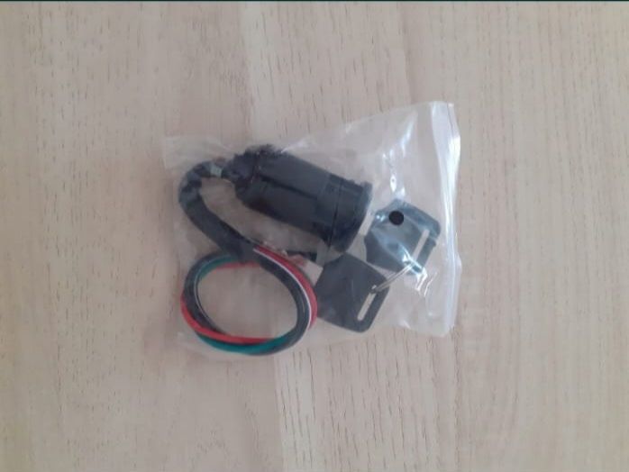 Interruptor de Ignição Universal para Motas com Chave Novo