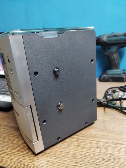 музичний  центер