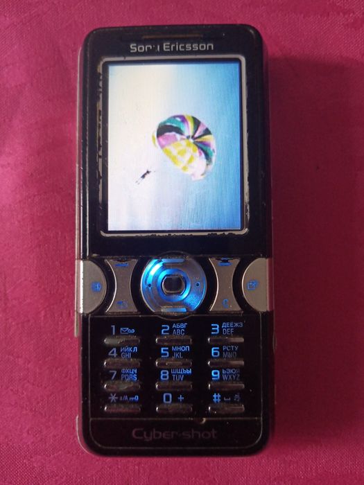 Sony Ericsson K550i Cyber-shot | Ретро телефон 2000-х