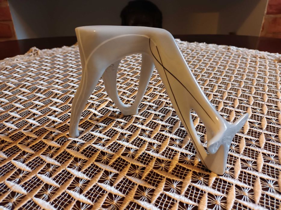 Sarna Ćmielów Piekna figurka Lubomir Tomaszewski