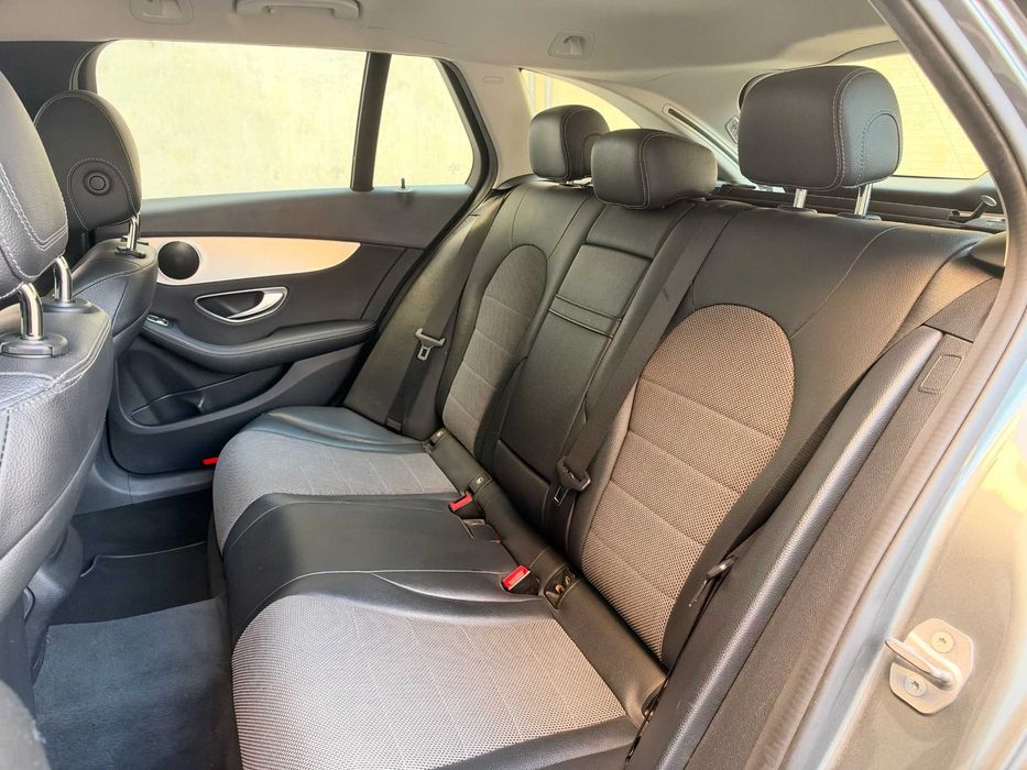 Mercedes-Benz C 350 e T 7G-TRONIC Avantgarde - Desde 173€/mês