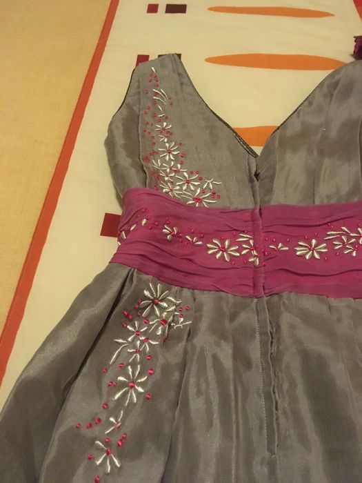 Vestido Bordado Madeira em seda selvagem