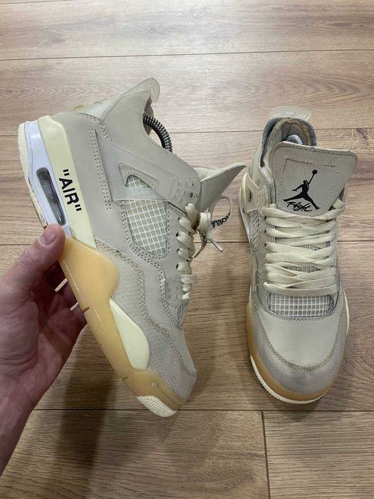Чоловічі кросівки фірми nike jordan 4 retro off-white