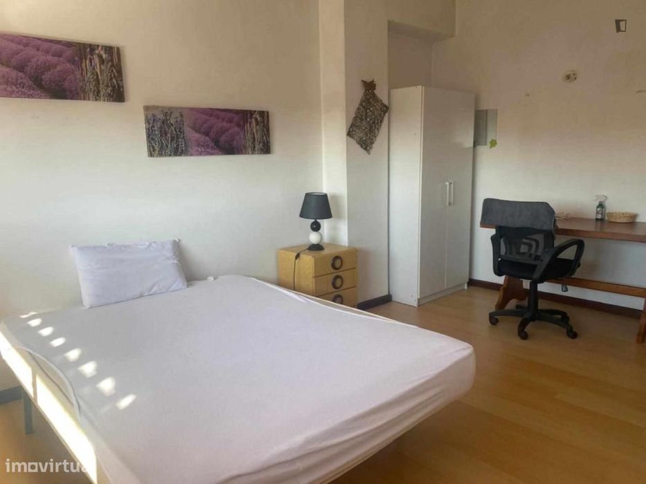 Quarto - localizado em Aveiro