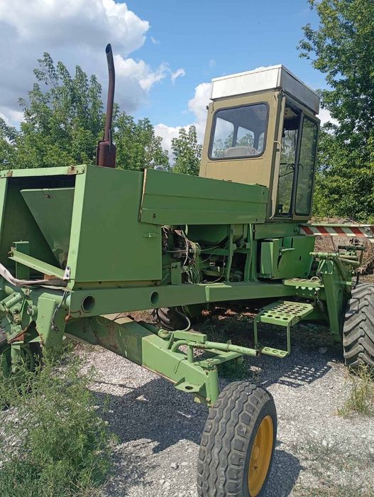 Самохідна косарка FORSCHRITT E-303 з комплектом жниварок