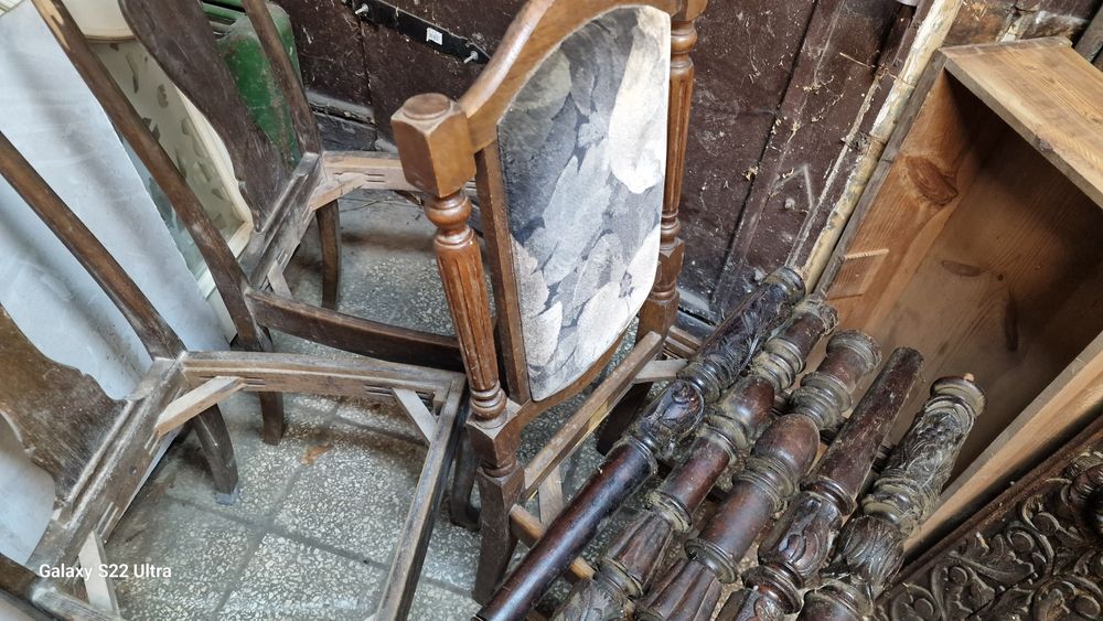 Krzesła przedwojenne