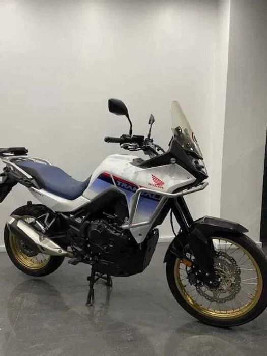 Honda Transalp 750 2023