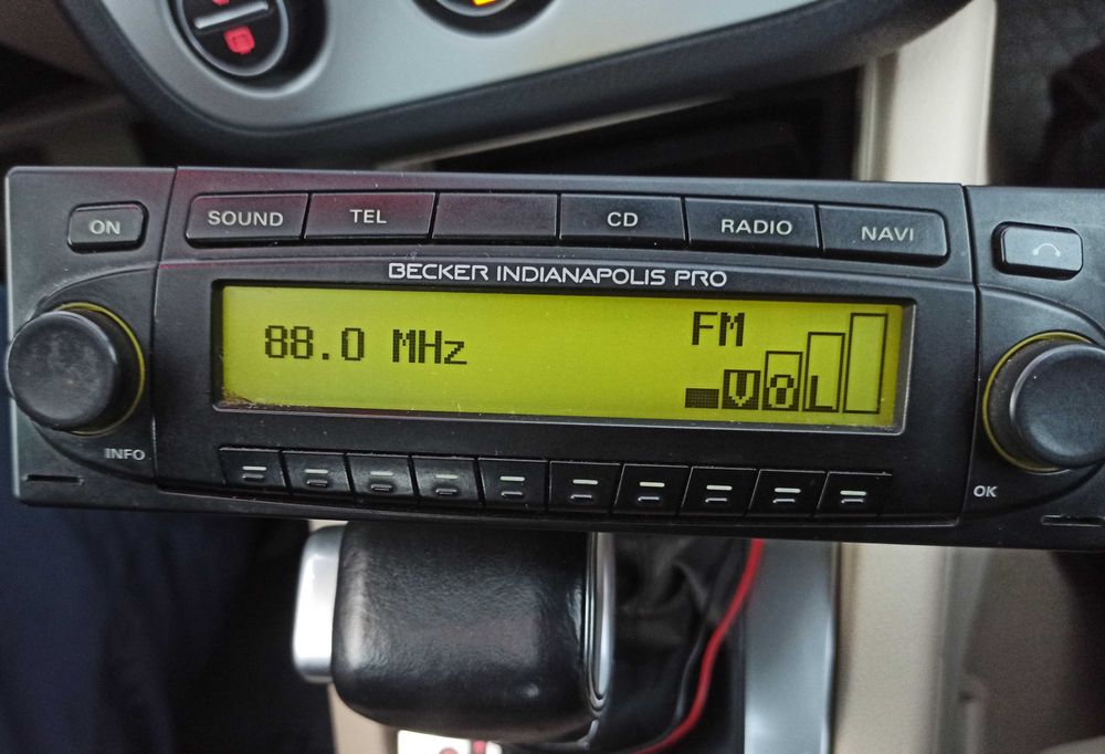 Radio Becker Indianapolis Pro BE 7953 + Antena GPS Mercedes Volkswagen