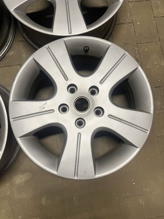 Диски    R16 5x114.3 ET50.