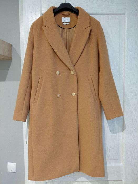 Пальто Reserved, кольору Camel