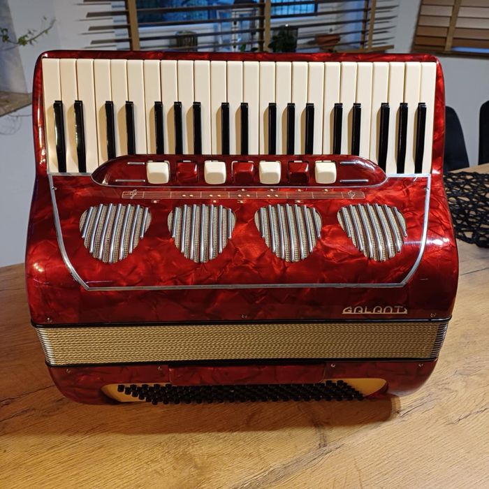 Akordeon włoski Galanti 120 basów 4/5 chóry