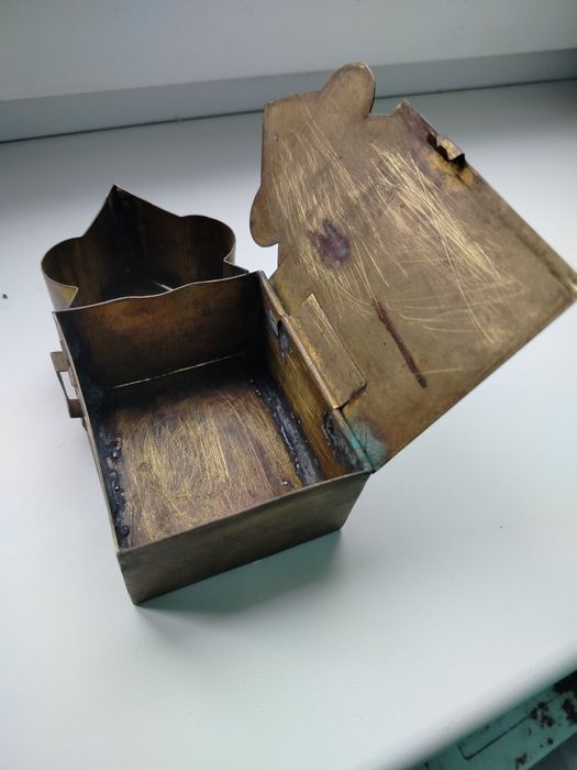 Дароносиця церковна старовинна