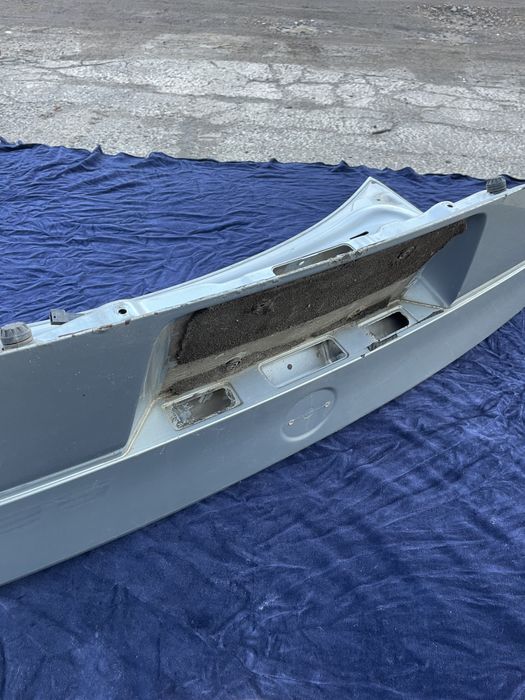 Кришка багажника, ляда, кляпа BMW E39 USA