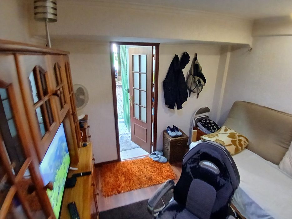 Garagem Externa Multifuncional – RINCHOA | Oportunidade