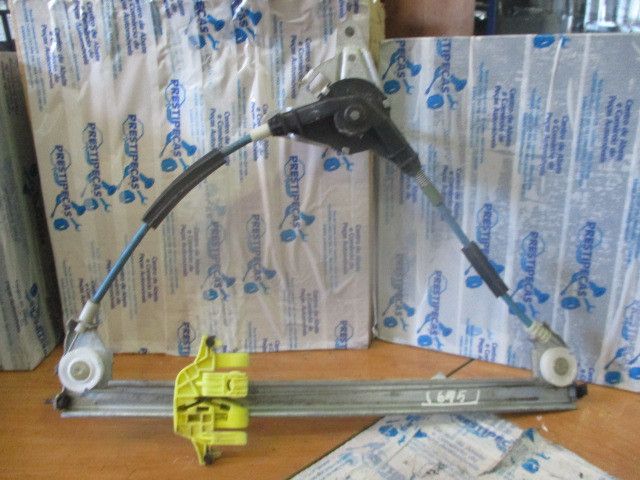 Elevador vidros trás esquerdo CITROËN Xsara Picasso (N68)