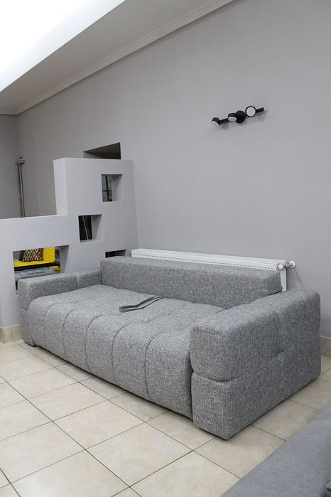 Стильний,модний,зручний диван.