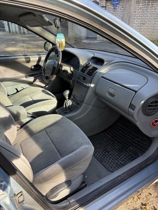 Продаж автомобіля Renault Laguna 1.6 бензин євробляха по тех паспорту