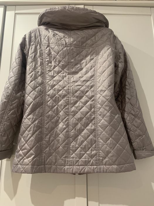 Kurtka pikowana damska kaptur wiatrówka