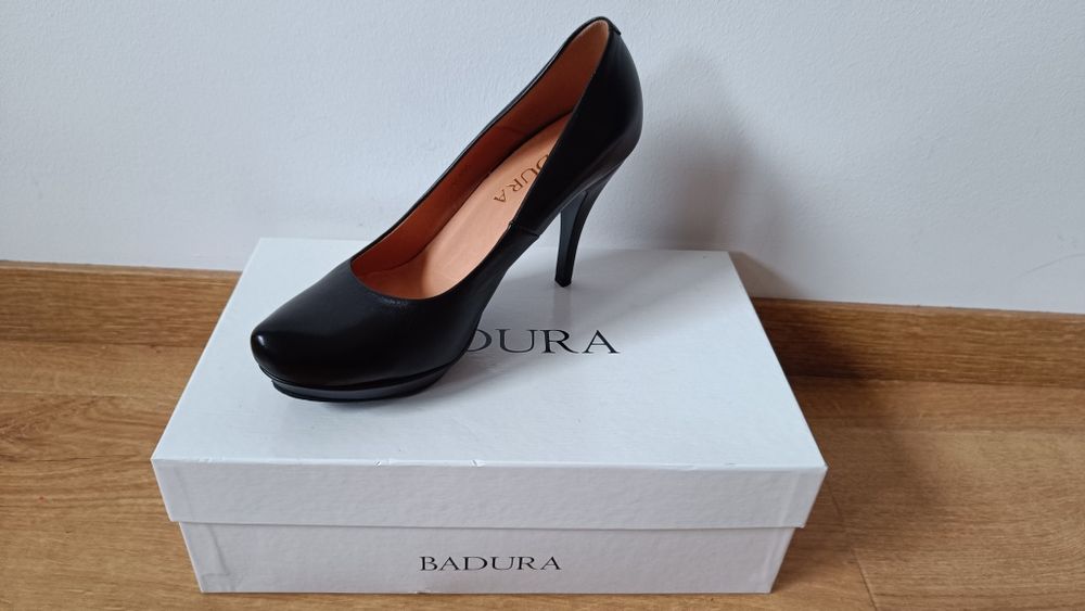 Szpilki buty Badura