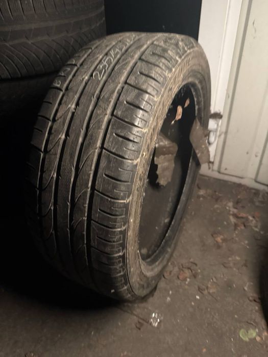 Brigestone Dueler HP sport 235/45/19 лето 1 шт