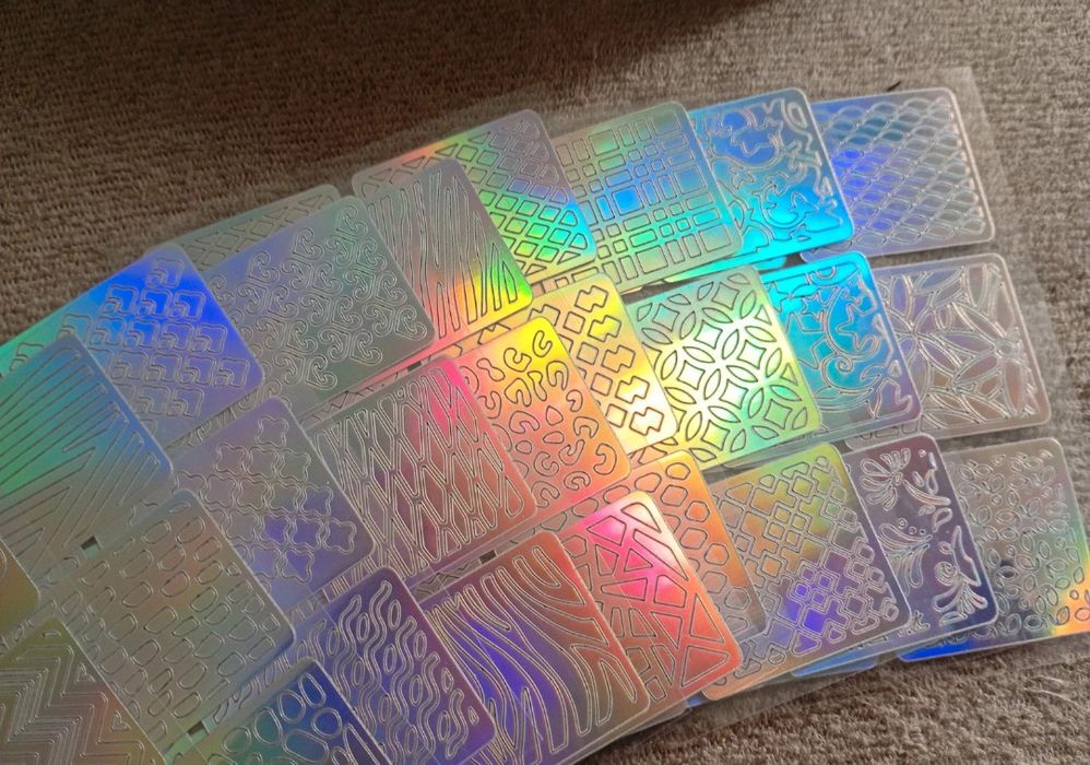 Holograficzne naklejki do paznokci