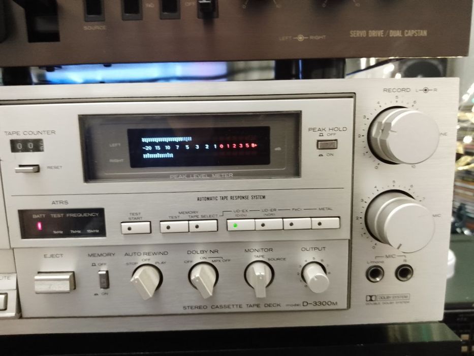 Кассетные деки Hitachi