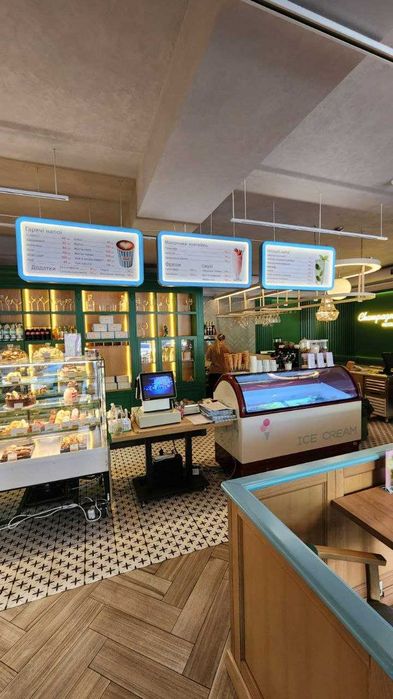 Сдам фасад 216 м2 Королева 18, БЕЗ коміссії під кафе,банк,клініку