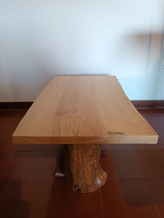 Mesa de centro em Pinho