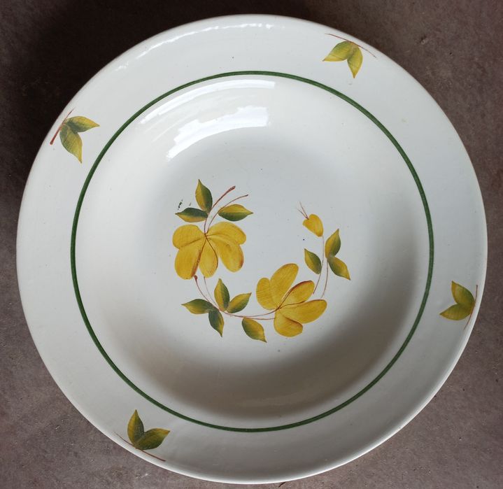 Набір глибоких тарілок